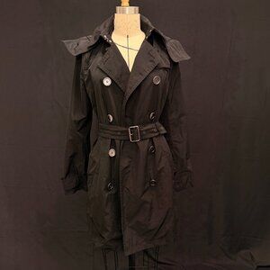 Burberry Black Outerwear